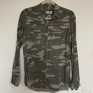 Express Boyfriend Button Down Camo Shirt Size XS